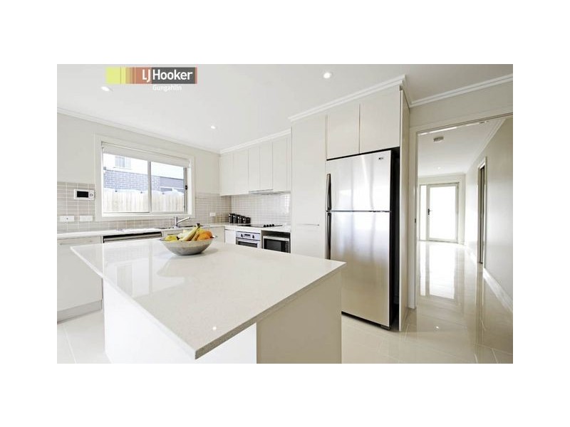 28 Oodgeroo Avenue, Franklin ACT 2913