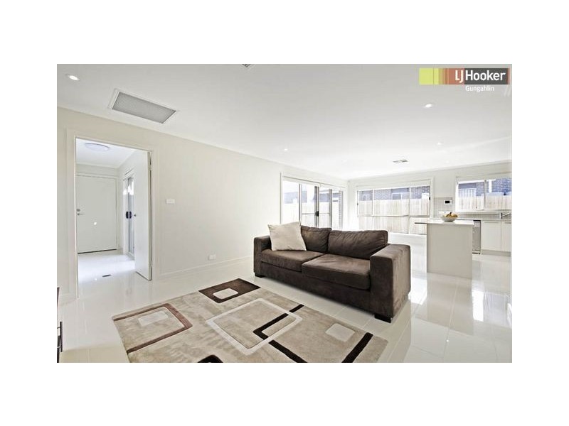 28 Oodgeroo Avenue, Franklin ACT 2913