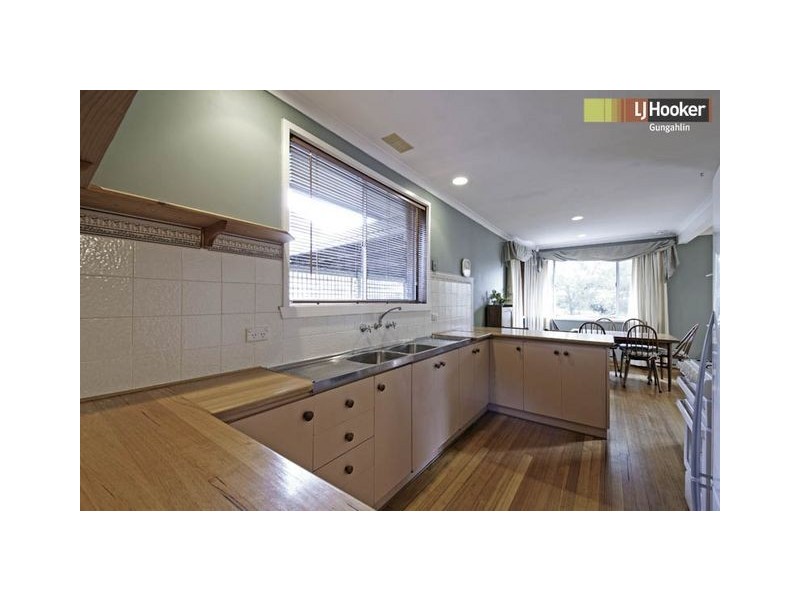 11 Bardsley Place, Holt ACT 2615