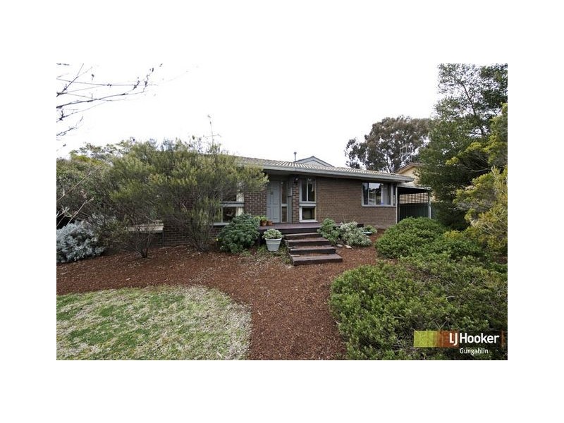 11 Bardsley Place, Holt ACT 2615