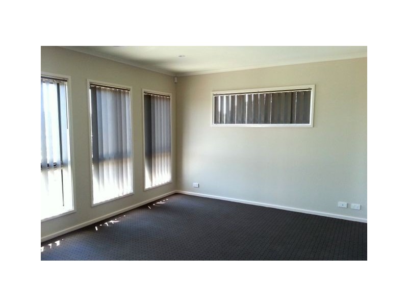 121 Bieundurry Street, Bonner ACT 2914