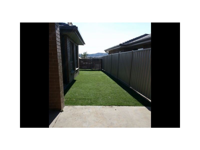 121 Bieundurry Street, Bonner ACT 2914