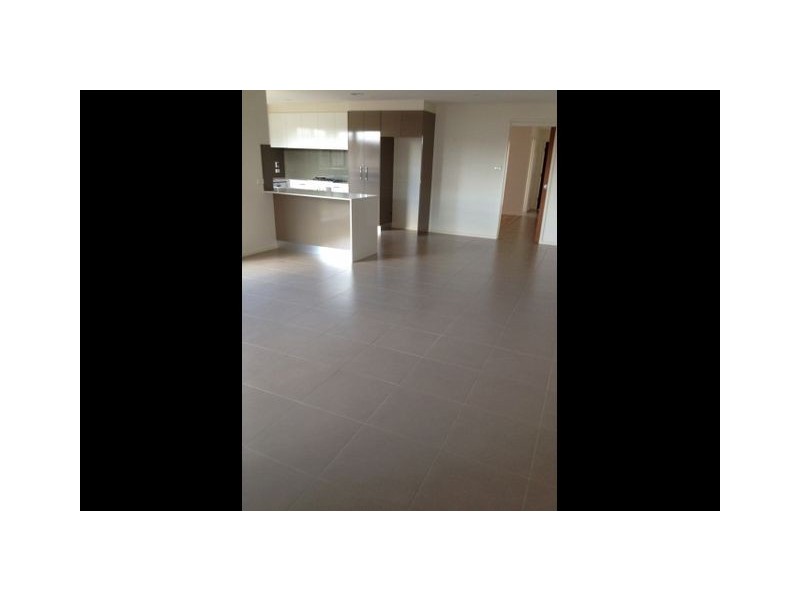 72 Narden Street, Crace ACT 2911