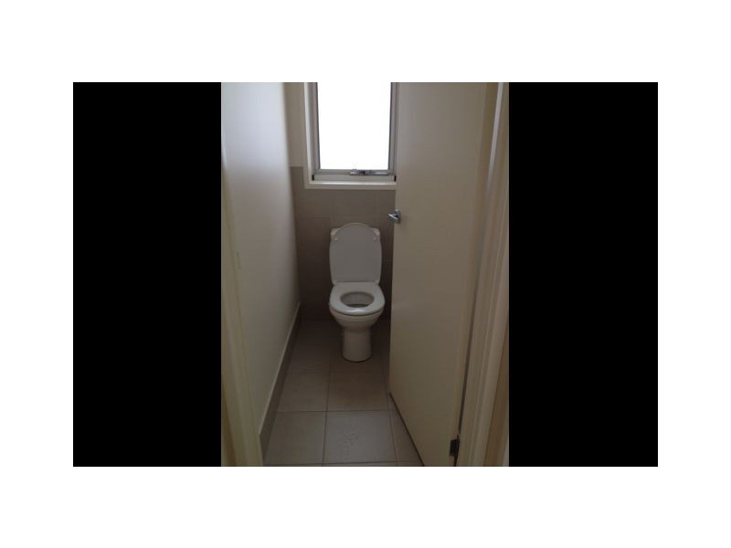 72 Narden Street, Crace ACT 2911