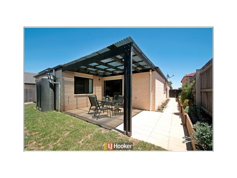 5 Charlotte Barton Street, Franklin ACT 2913