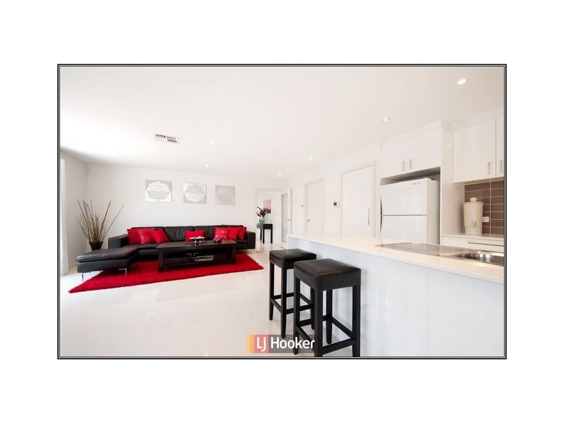 9 Winchester Street, Casey ACT 2913