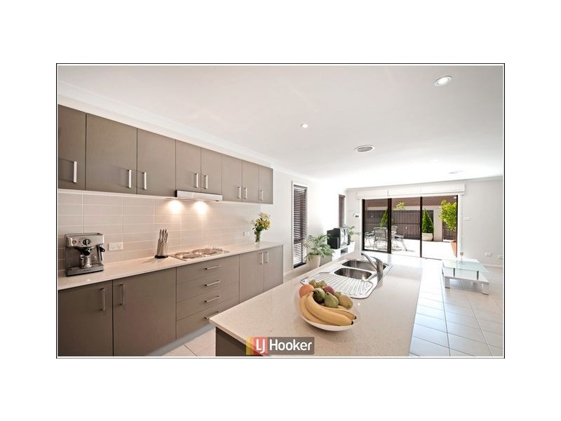 4 Hewett Crescent, Franklin ACT 2913
