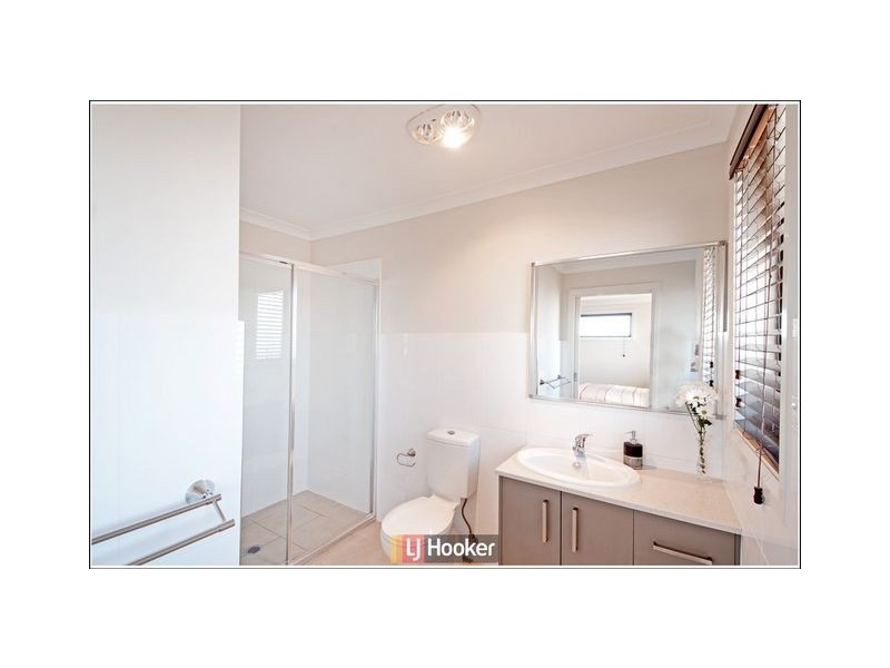 4 Hewett Crescent, Franklin ACT 2913