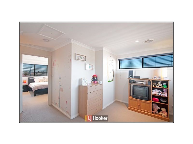 4 Hewett Crescent, Franklin ACT 2913