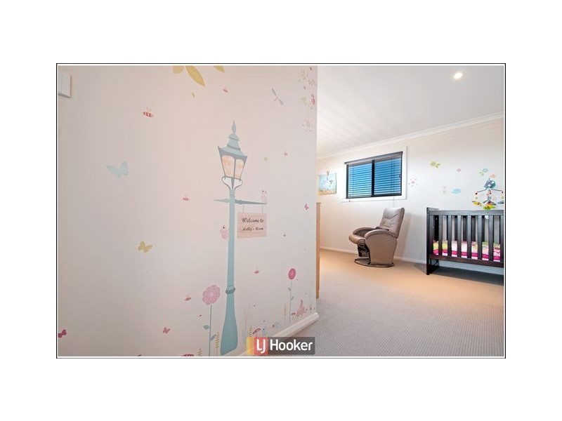 4 Hewett Crescent, Franklin ACT 2913