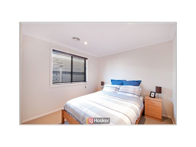 4 Hewett Crescent, Franklin ACT 2913