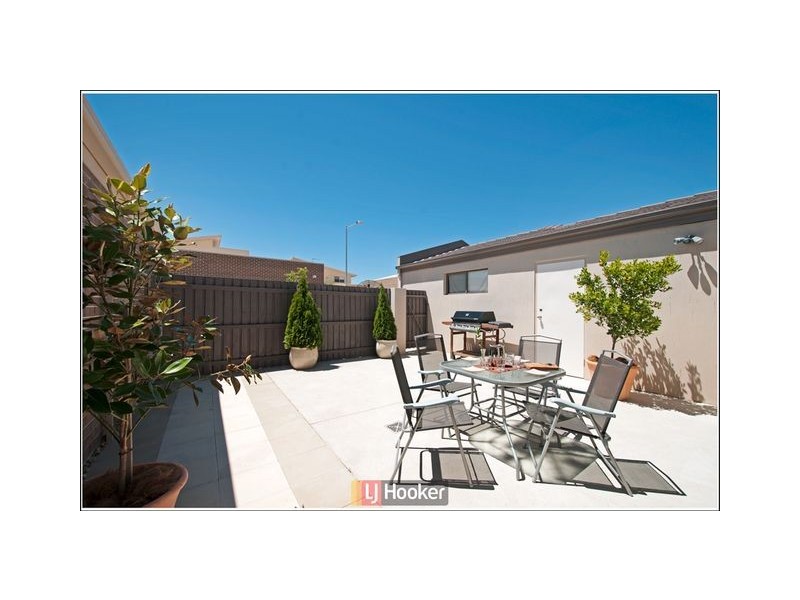 4 Hewett Crescent, Franklin ACT 2913