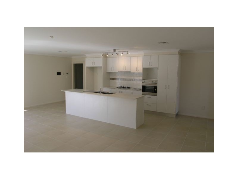 6 Borthwick Avenue, Casey ACT 2913