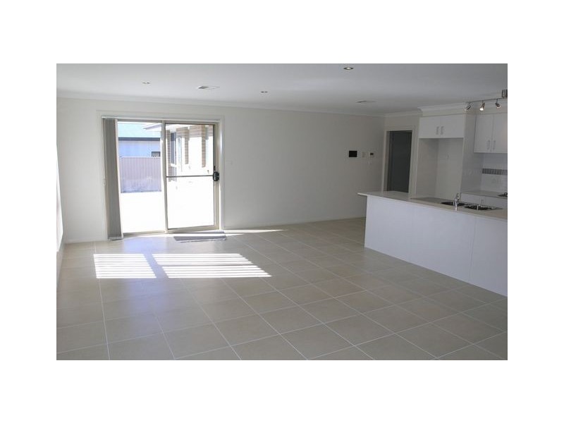 6 Borthwick Avenue, Casey ACT 2913