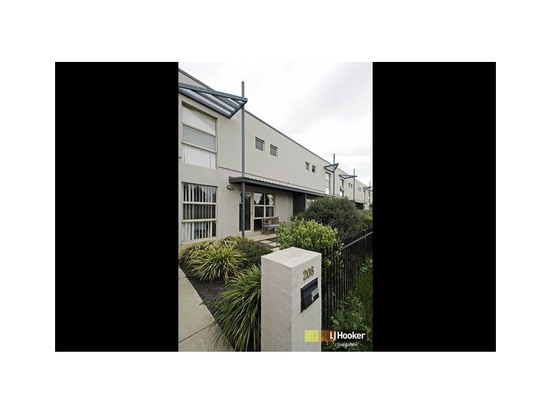 208 Anthony Rolfe Avenue, Gungahlin ACT 2912