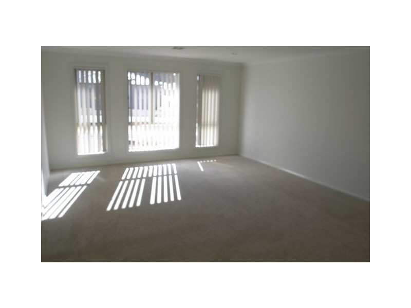 5 Wighton Terrace, Casey ACT 2913