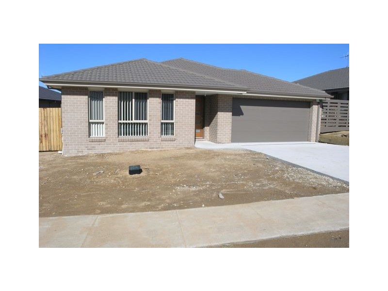 5 Wighton Terrace, Casey ACT 2913