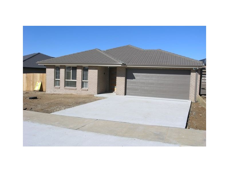 5 Wighton Terrace, Casey ACT 2913