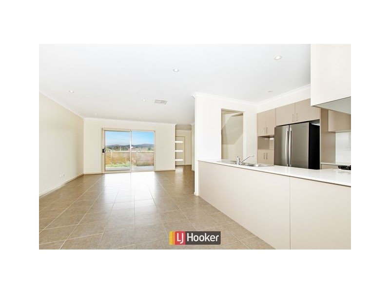 56 Max Purnell Street, Forde ACT 2914