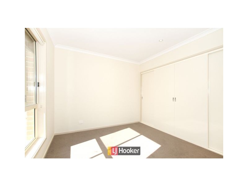 56 Max Purnell Street, Forde ACT 2914