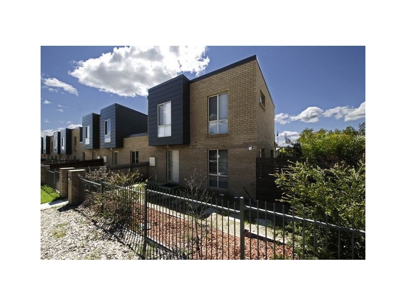 311 Anthony Rolfe Avenue, Gungahlin ACT 2912