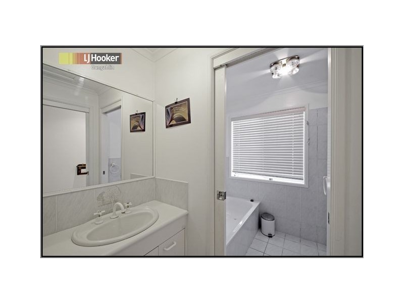 17 Naas Close, Amaroo ACT 2914