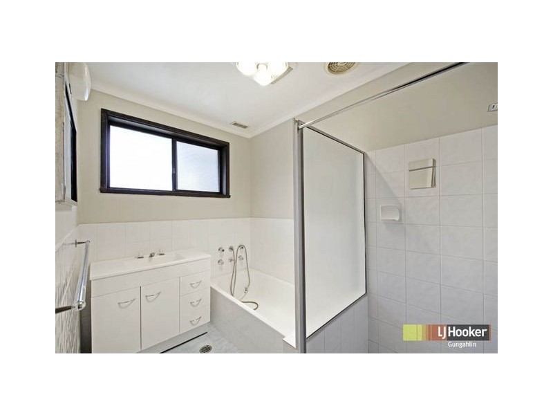 12 Kingham Place, Charnwood ACT 2615