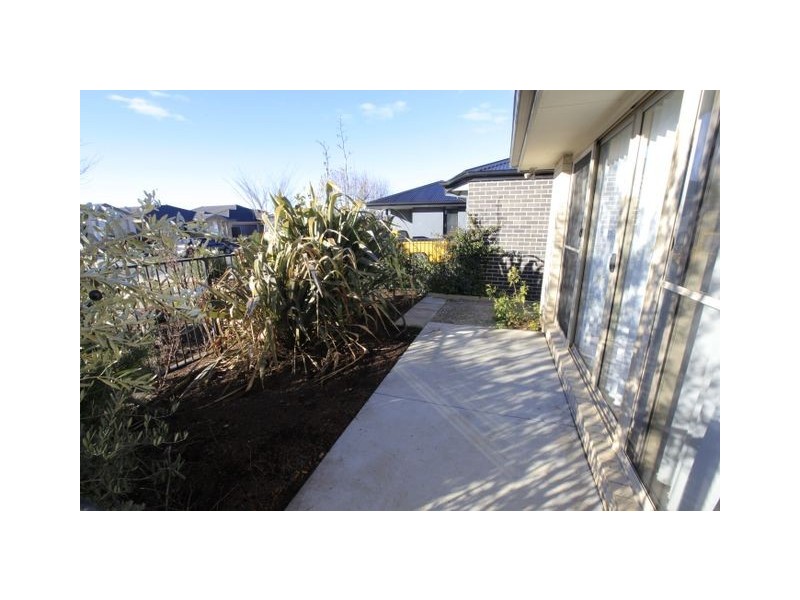 9 Grimstone Place, Franklin ACT 2913
