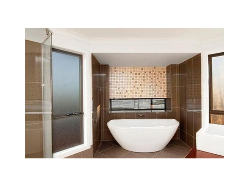 26 Phyllis Frost Street, Forde ACT 2914