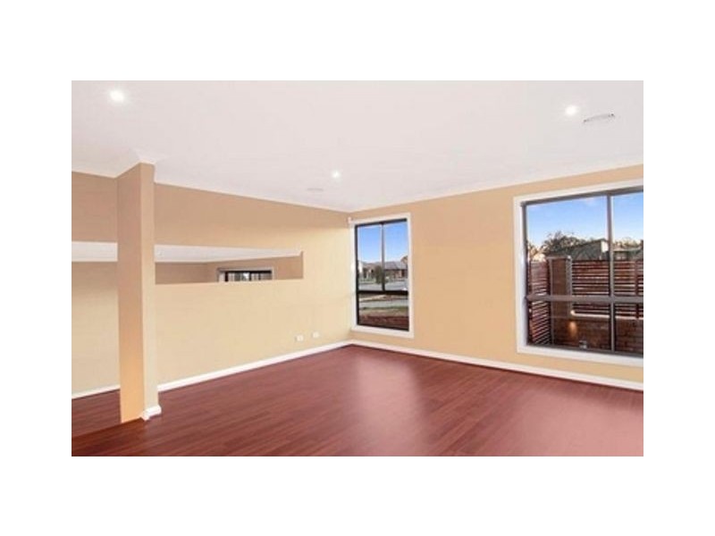 26 Phyllis Frost Street, Forde ACT 2914