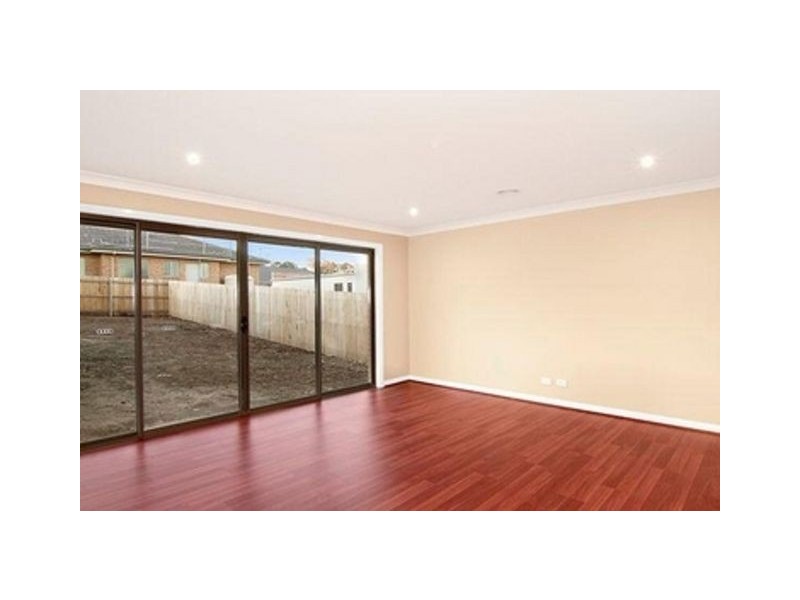26 Phyllis Frost Street, Forde ACT 2914