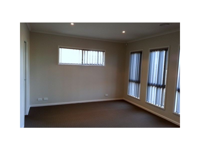 9 Peter Coppin Street, Bonner ACT 2914