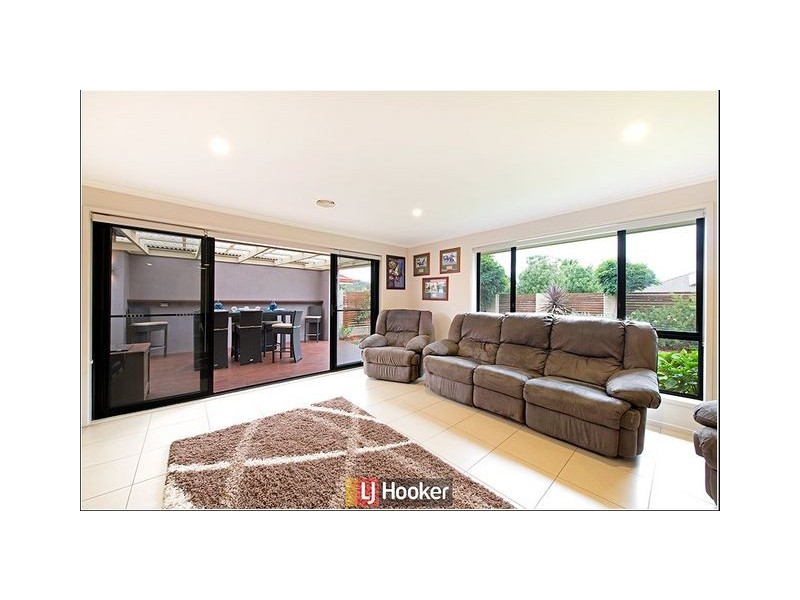 39 Tanami Street, Harrison ACT 2914