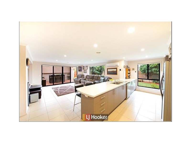 39 Tanami Street, Harrison ACT 2914