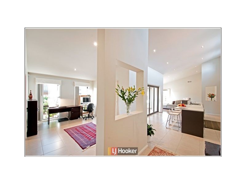 31 Eric Mawson Street, Harrison ACT 2914