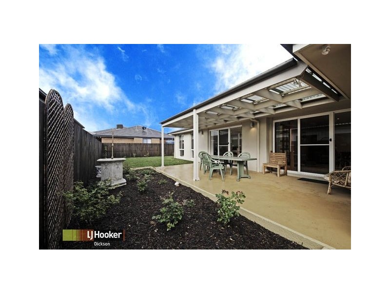 18 Clendinnen Street, Dunlop ACT 2615