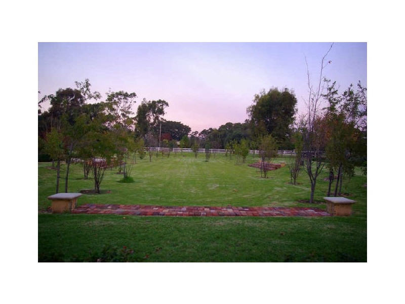 Wattle Grove WA 6107