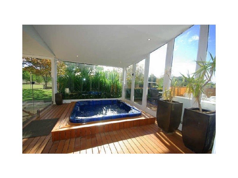 Wattle Grove WA 6107