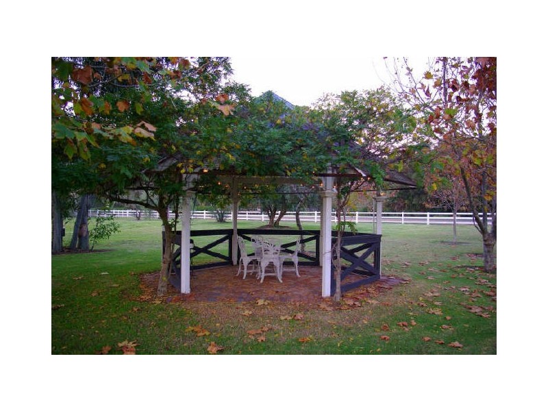 Wattle Grove WA 6107