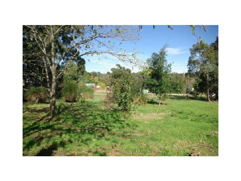 91 Railway Road, Kalamunda WA 6076