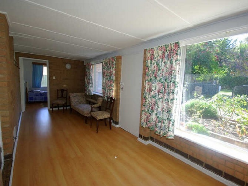 64 Williams Road, Gooseberry Hill WA 6076