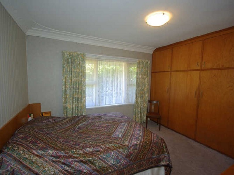 64 Williams Road, Gooseberry Hill WA 6076