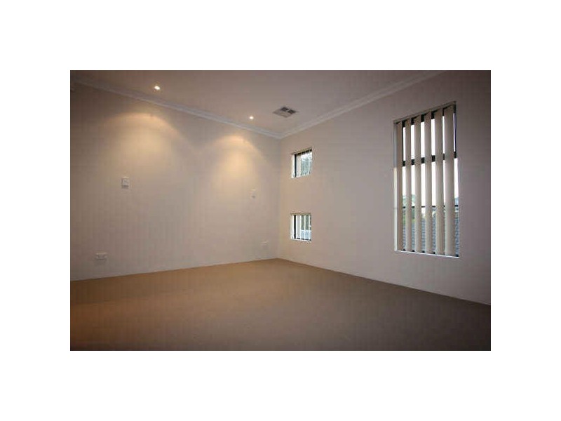 14C Chichester Way, Nollamara WA 6061