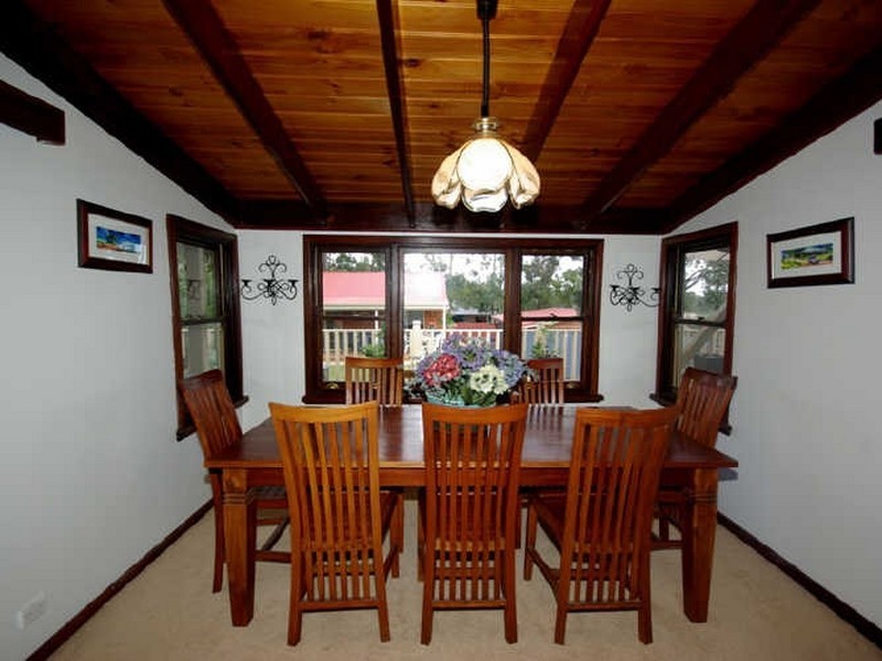 101 Lesmurdie Road, Lesmurdie WA 6076