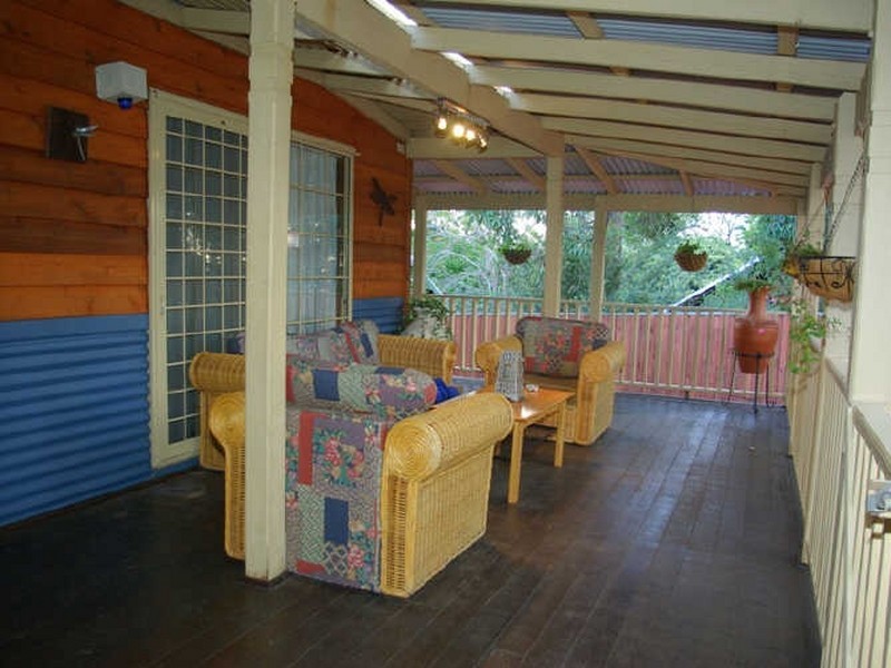 101 Lesmurdie Road, Lesmurdie WA 6076