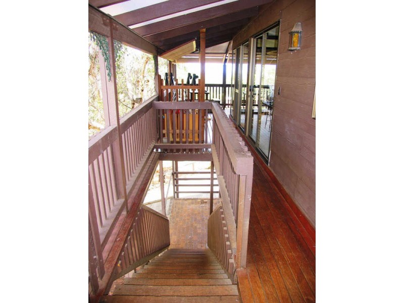 31 Taylor Road, Kalamunda WA 6076