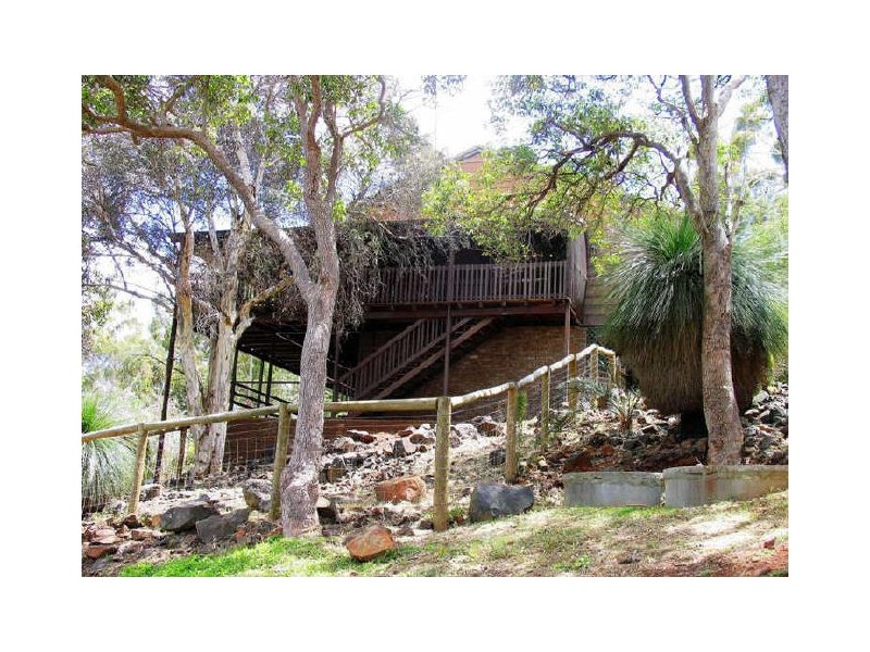 31 Taylor Road, Kalamunda WA 6076