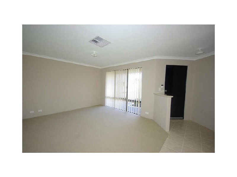 106 Sheffield Road, Wattle Grove WA 6107