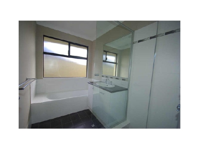 106 Sheffield Road, Wattle Grove WA 6107