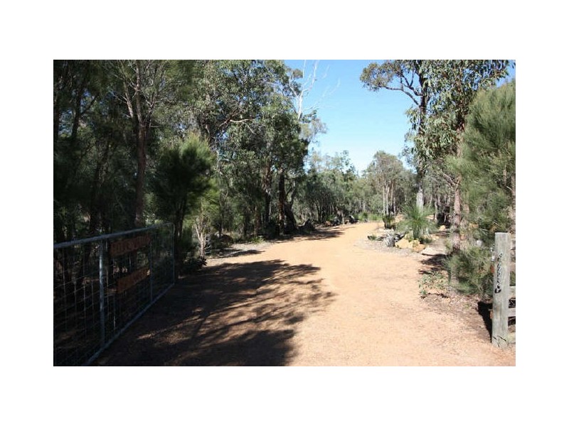 151 Tanner Road, Carmel WA 6076